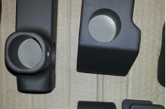 电解液成分和温度对维弧氧化的影响分析